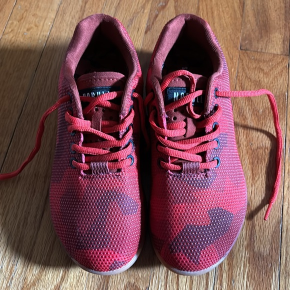 Nobull red Camo sneakers size 6.5 women 5 men - Picture 3 of 6